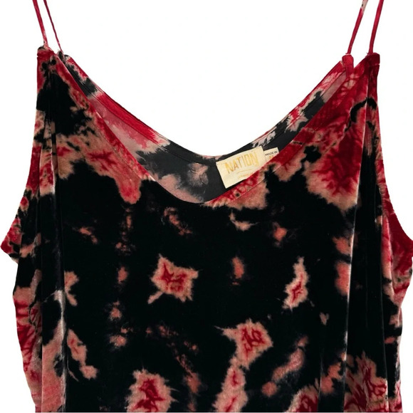 Nation LTD Aya Tie Dye Cami Velvet Silk Blend Tank Rosebud Red Black Medium - Picture 5 of 9